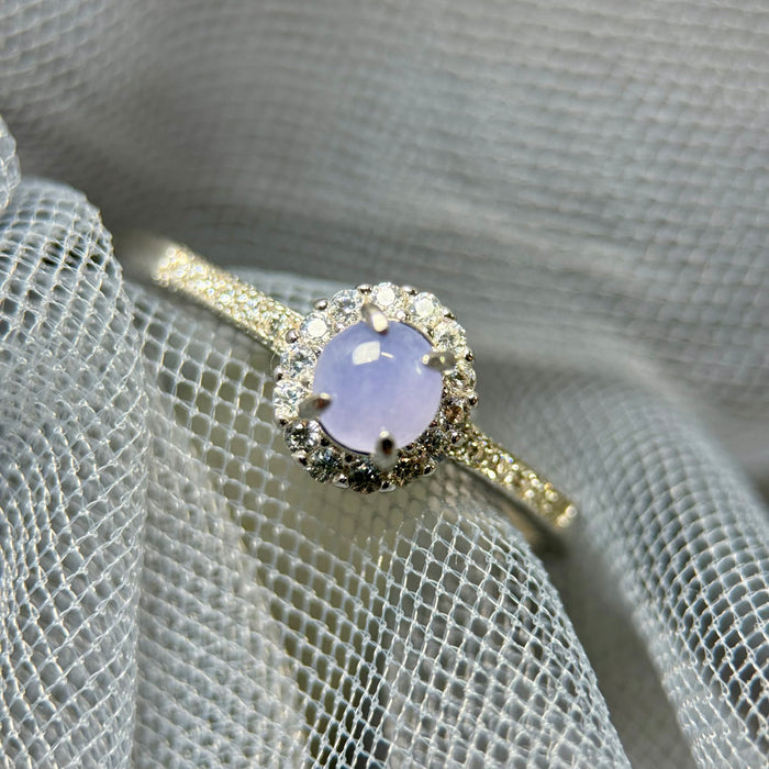 Moonlit Bloom – Icy Lavender Jadeite Halo Ring (S925 Silver)
