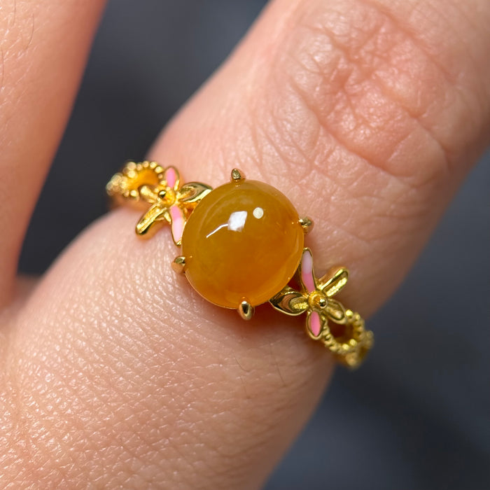 Golden Bloom – Icy Yellow Jadeite Cabochon Ring (S925 Silver, Gold Finish)