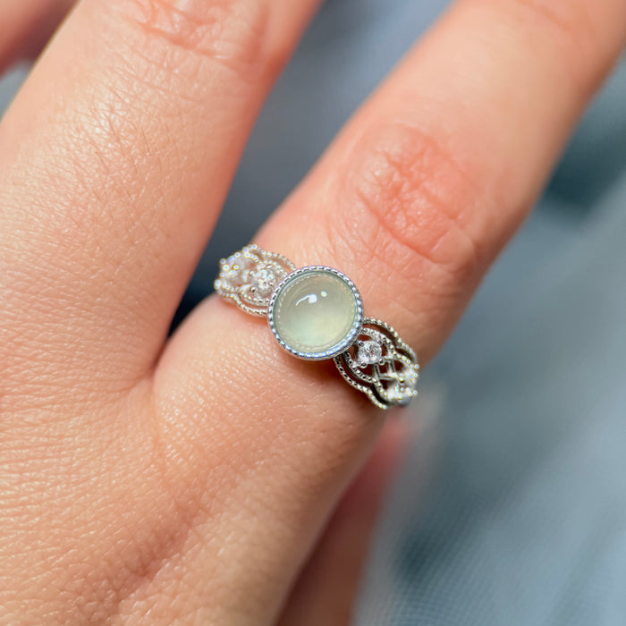 Ethereal Bloom – Icy Pastel Green Jadeite Vintage Ring (S925 Silver)